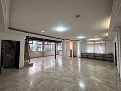 Lloyd Court (D9), Apartment #562070411